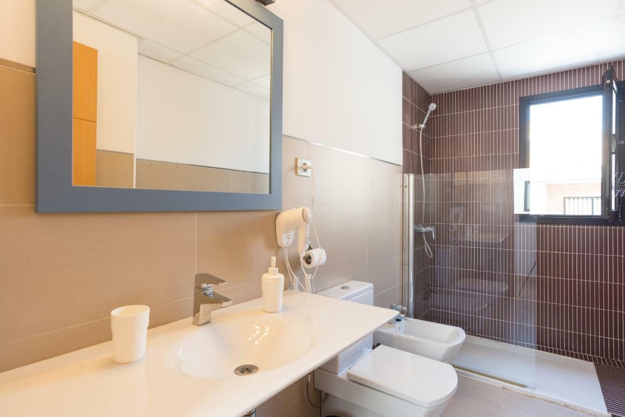 Ma2A-Perfect Apartment For Couples Or Groups Up To 5 Guests มาลากา ภายนอก รูปภาพ